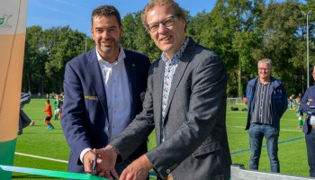 Kunstgrasveld VVOG Harderwijk officieel geopend